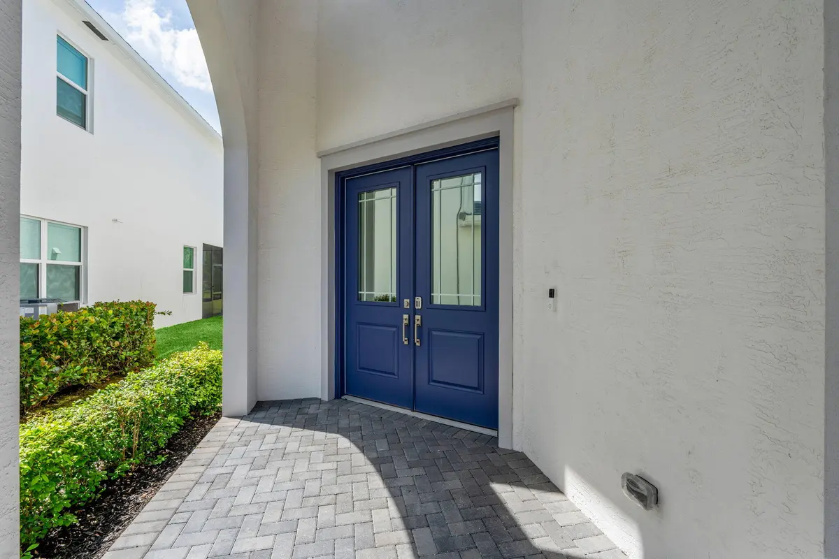 6-web-or-mls-A7404818 at 14974 Goldspar Court, Westlake