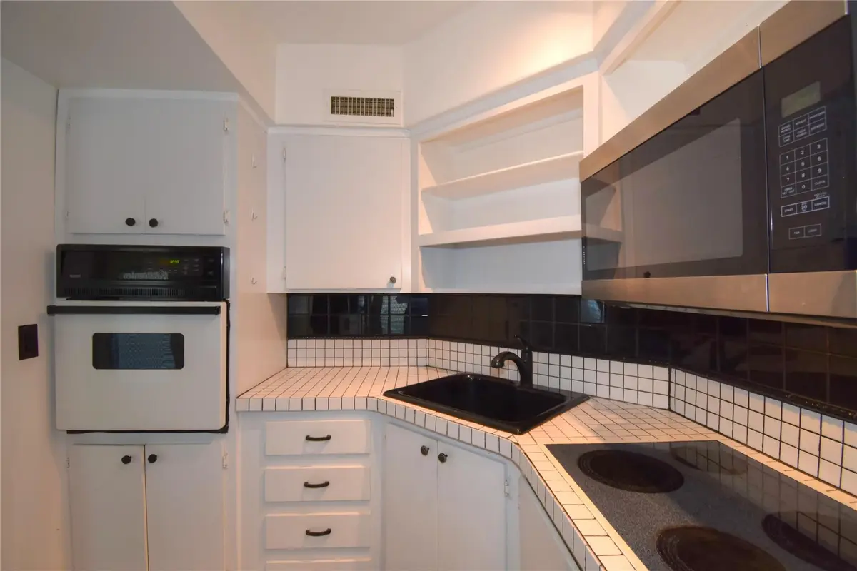 Photo 7 at 2161 NE 42nd Court 114, Lighthouse Point