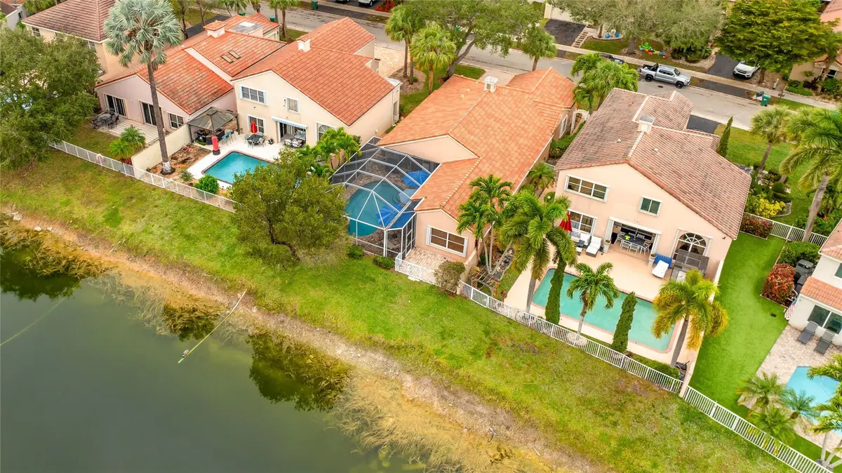 Photo 3 at 6660 NW 75th Place, Parkland