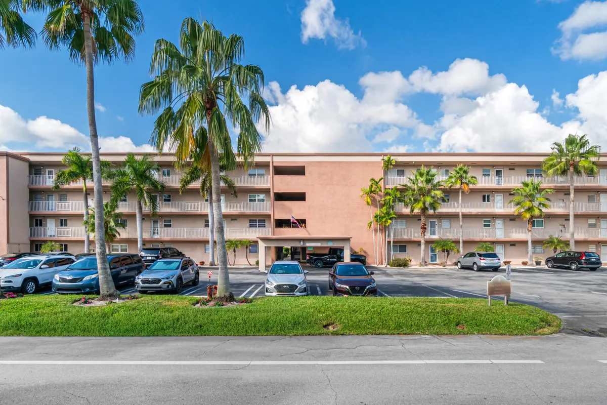 003-2615Northeast1stCourt-303-BoyntonBea at 2615 NE 1st Court 410, Boynton Beach