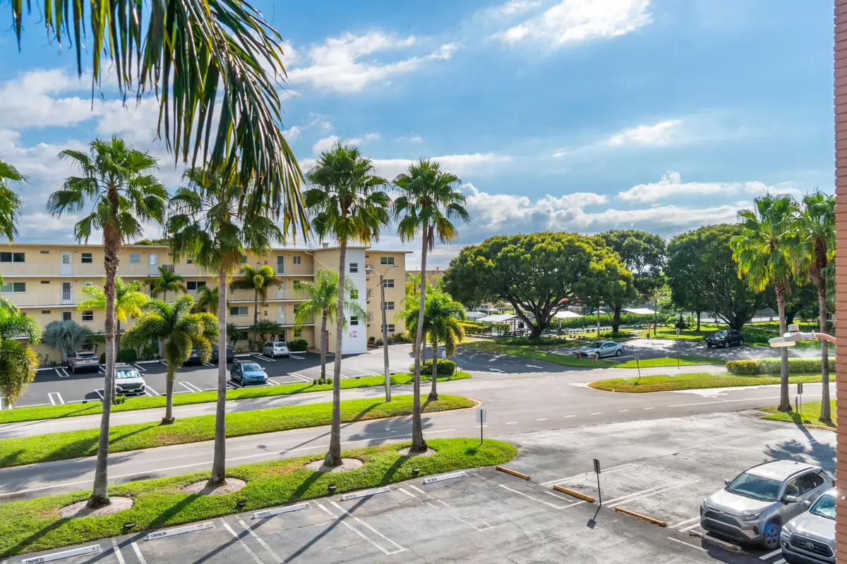 028-2615Northeast1stCourt-303-BoyntonBea at 2615 NE 1st Court 410, Boynton Beach