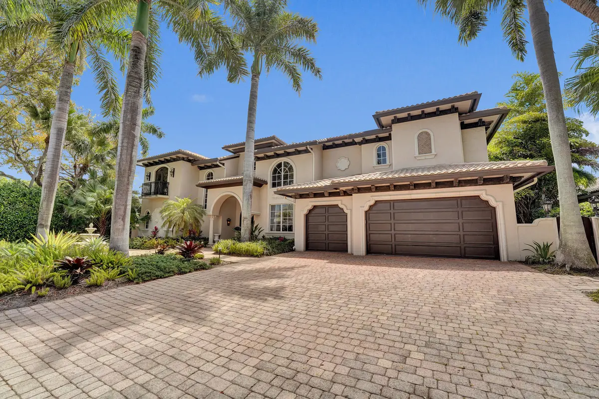 DSC07500 at 1212 E Lake Drive, Fort Lauderdale