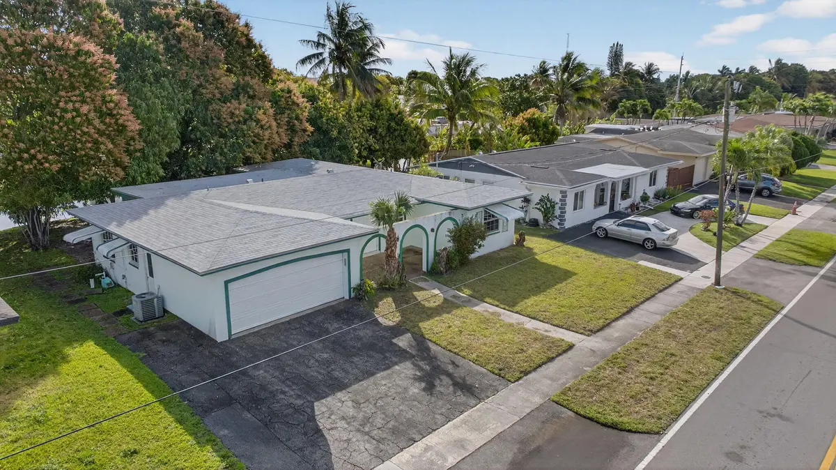 4-web-or-mls-2540- at 2540 NW 34th Terrace, Lauderdale Lakes