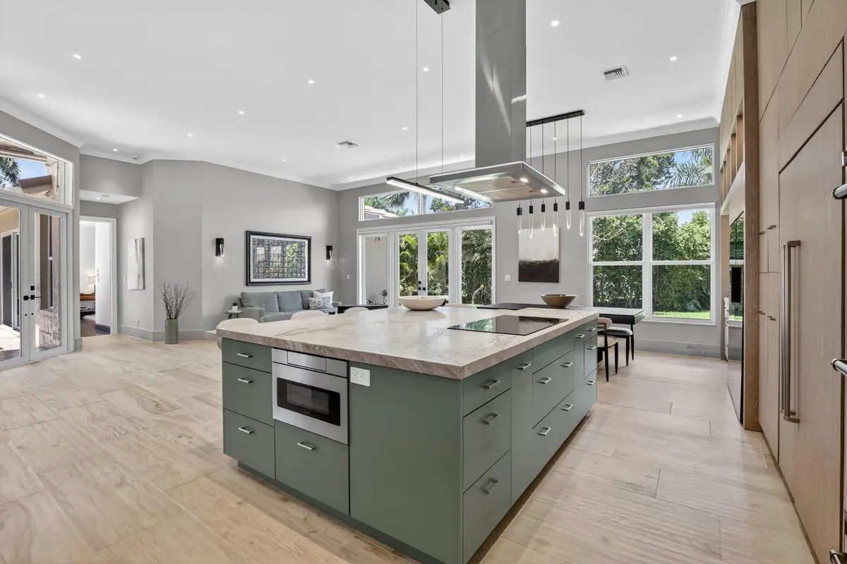 18-web-or-mls-_A7A5995 at 2483 Eagle Watch Court, Weston