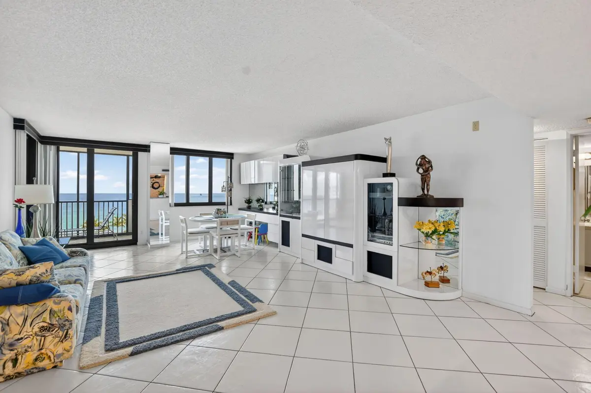 4-web-or-mls-DSC_2886 at 3400 S Ocean Boulevard 10b, Highland Beach