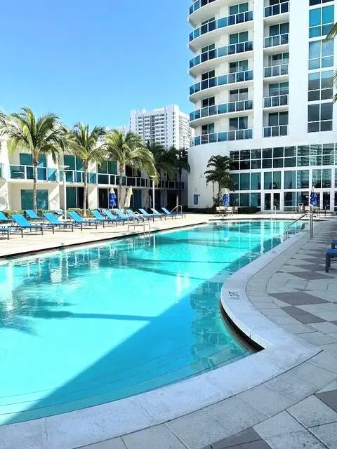 1945 S Ocean Drive 701, Hallandale Beach, FL – photo 4