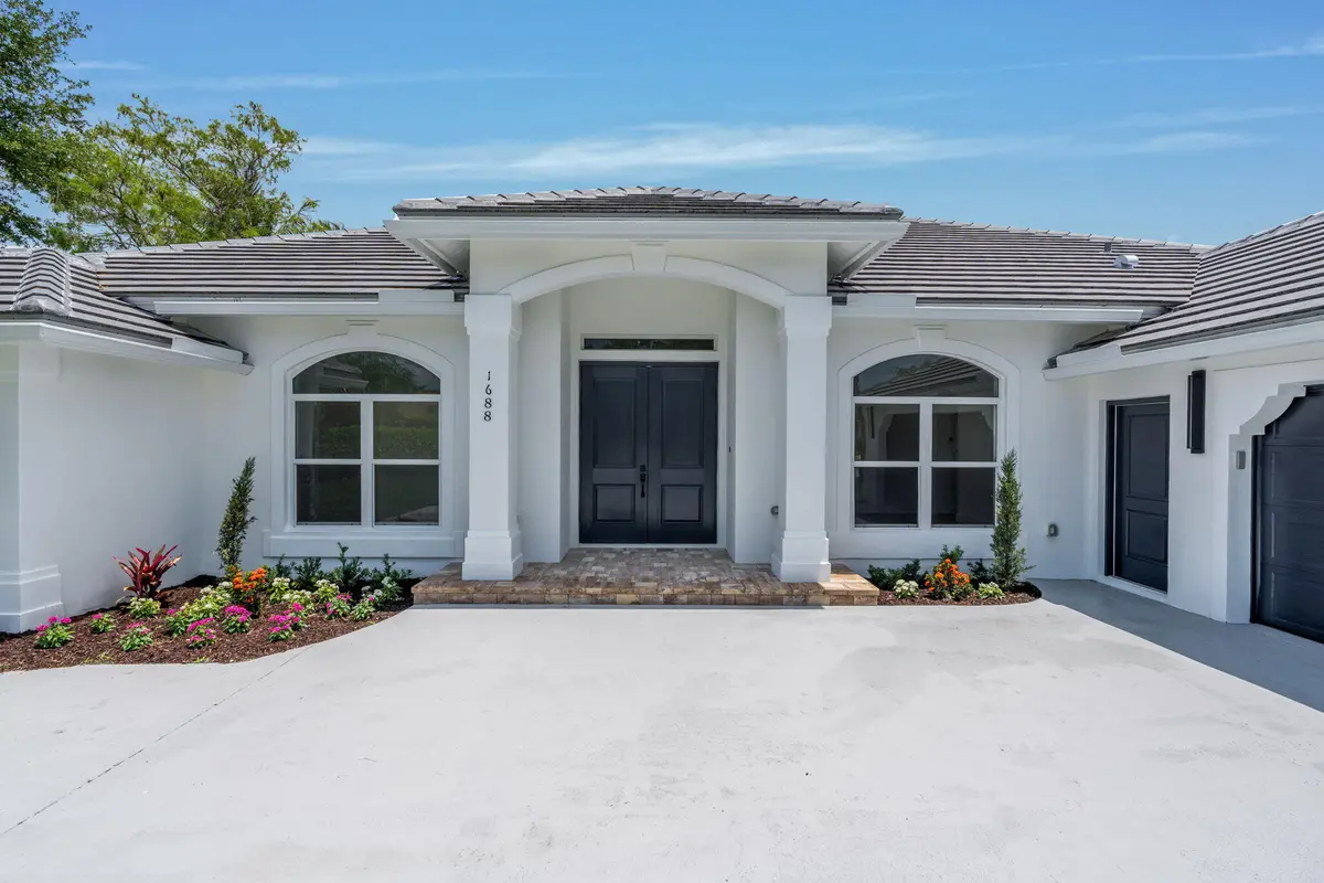 6-web-or-mls-A7405388 at 1688 Hull Court, Wellington