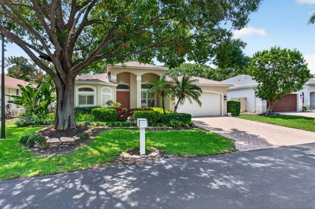 Front at 68 Lake Eden Drive, Boynton Beach