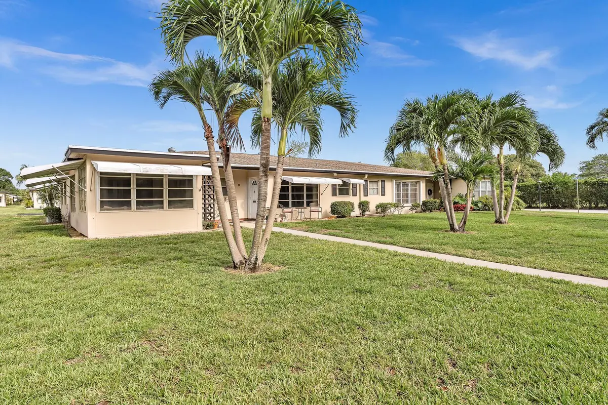 Front at 840 N High Point Blvd Boulevard B, Delray Beach