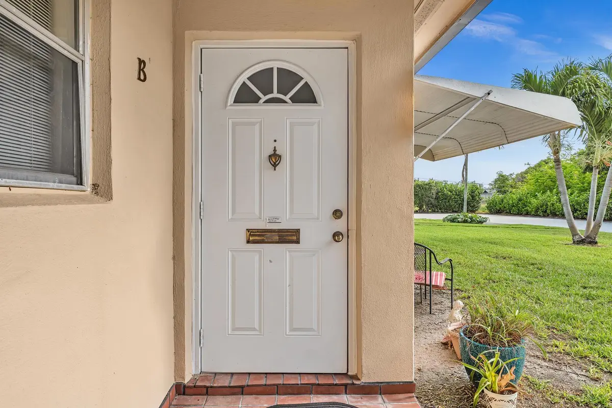 Front Entrance at 840 N High Point Blvd Boulevard B, Delray Beach