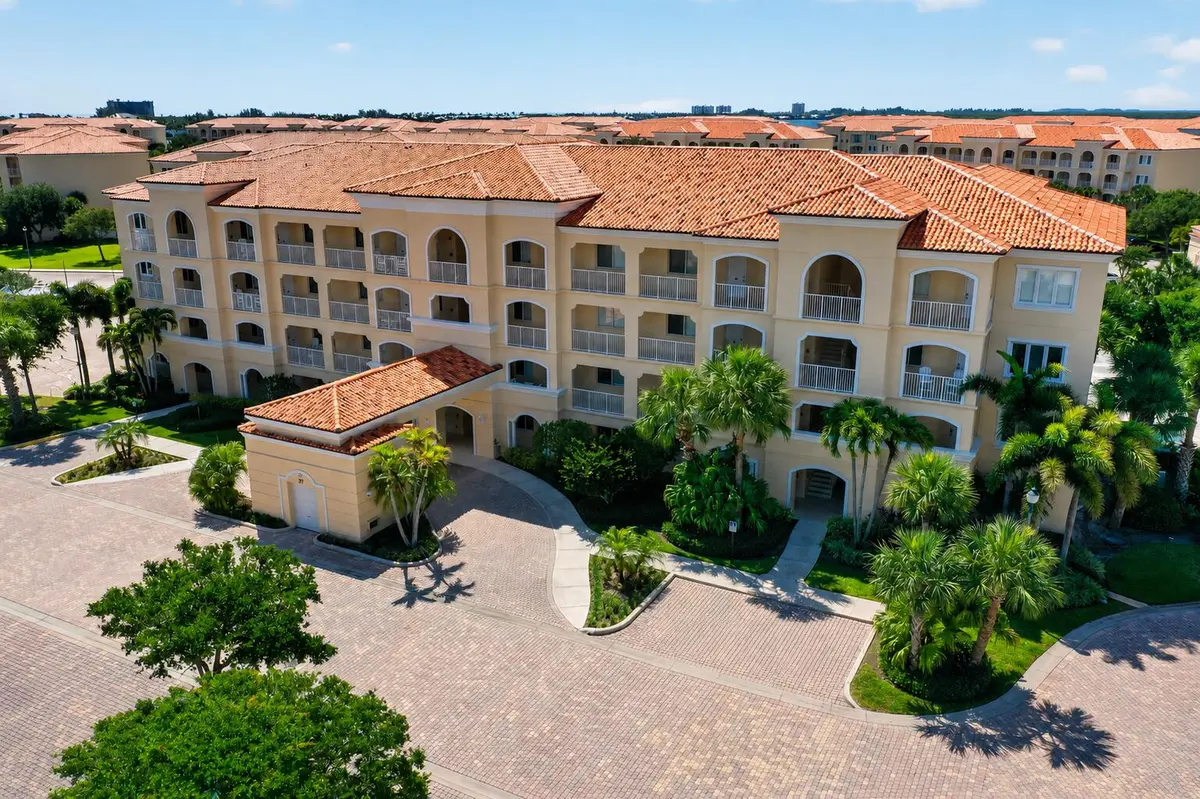 ChatGPT Image May 16, 2026, 04_25_06 PM at 37 E Harbour Isle Dr Drive 106, Fort Pierce