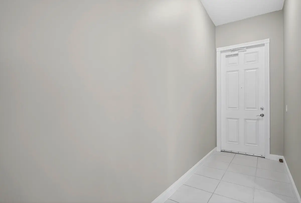 Entry inside at 37 E Harbour Isle Dr Drive 106, Fort Pierce