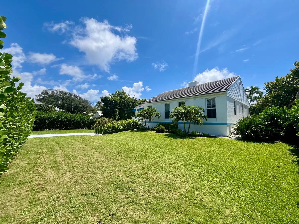IMG_3879 at 115 Dolphin Road, Ocean Ridge
