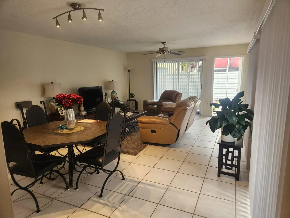515 NW 98th Avenue 515, Plantation, FL – photo 2