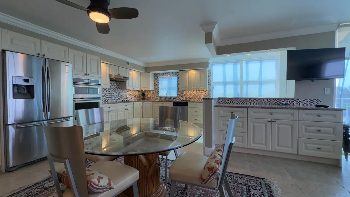 Kitchen at 5200 N Ocean Boulevard 511a, Lauderdale-By-The-Sea