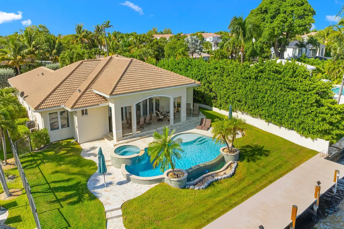 Private Yard with Pool and Spa at 3219 Karen Drive, Delray Beach