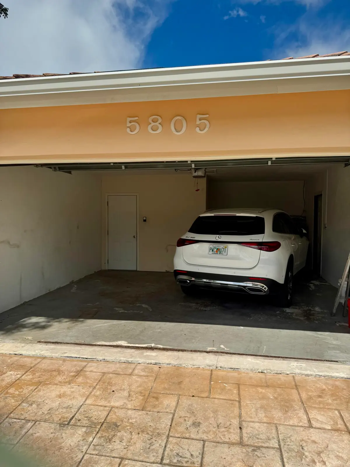 IMG_2356 at 5805 NE 21st Avenue, Fort Lauderdale