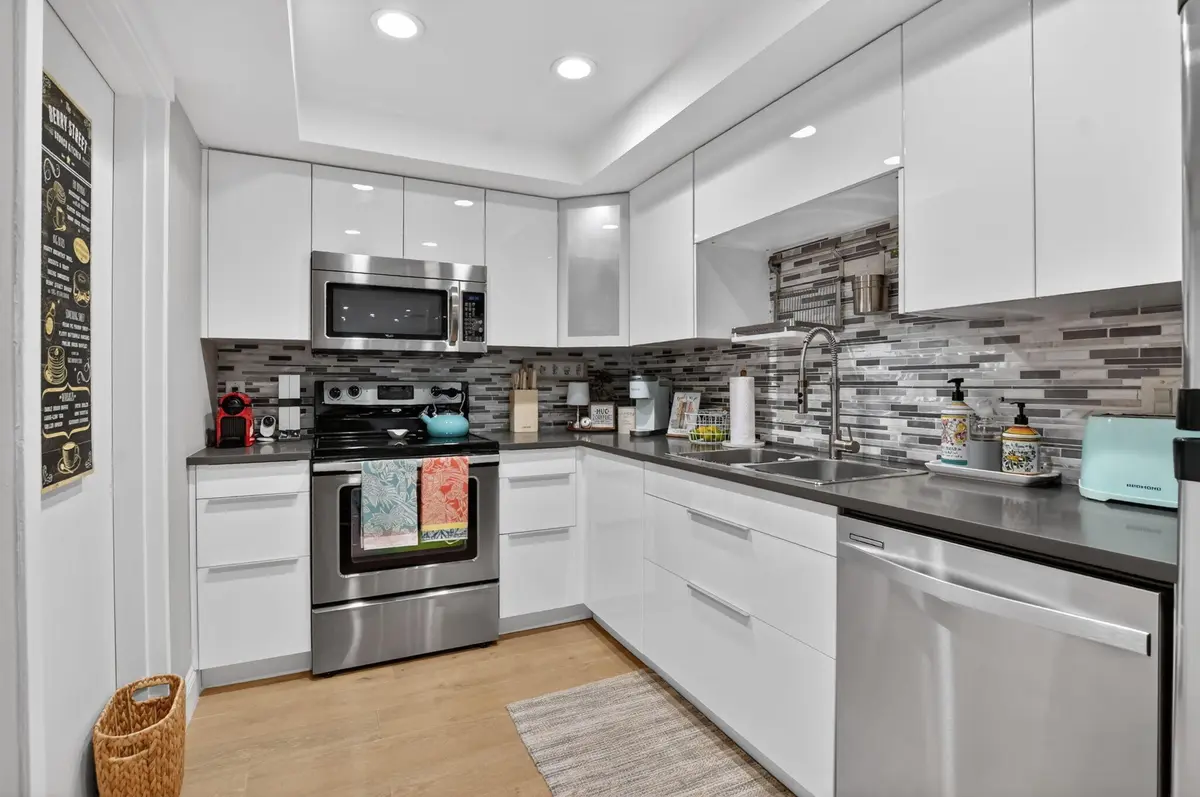 7-web-or-mls-DSC_5188 at 6845 Willow Wood Drive 3046, Boca Raton