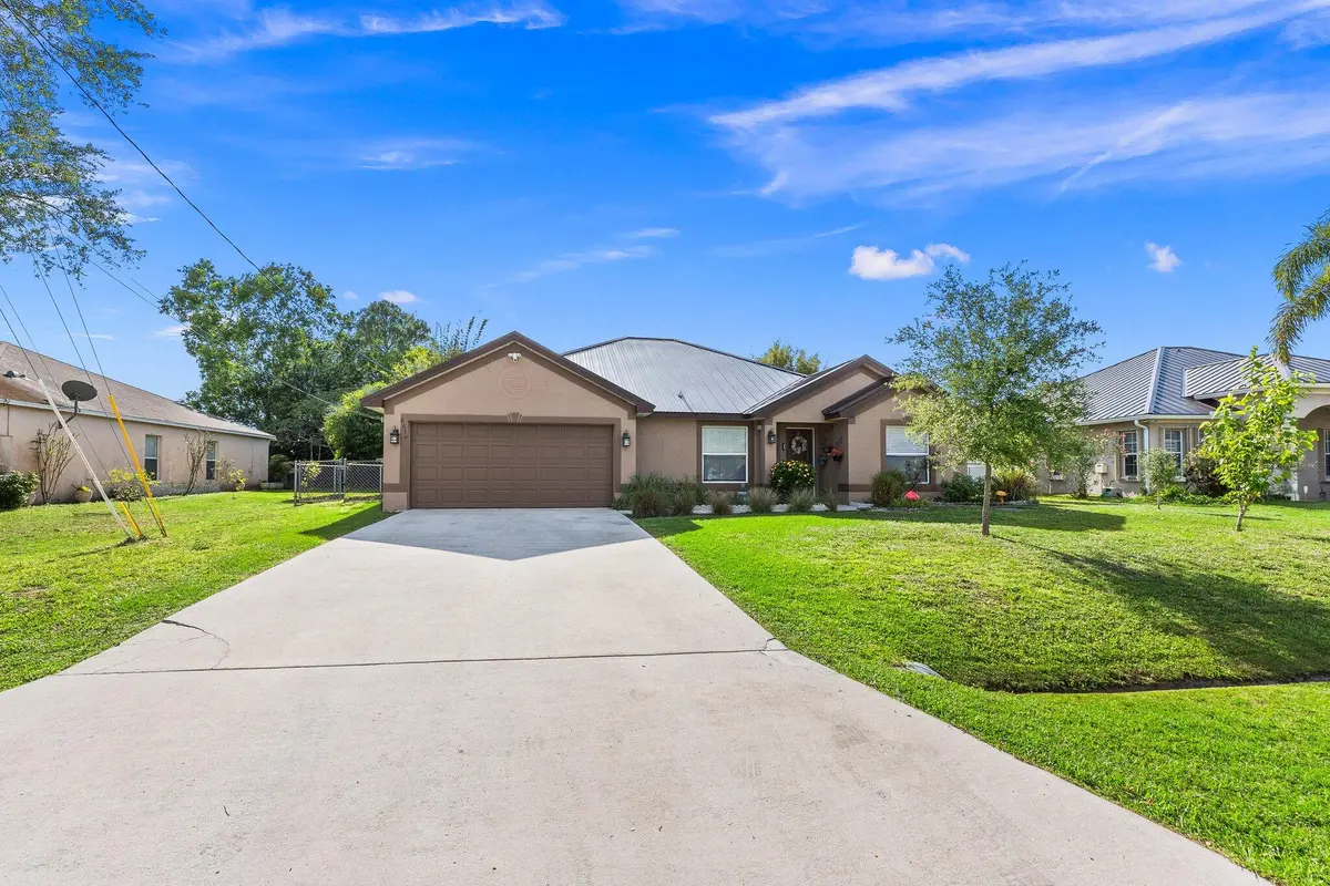 3-web-or-mls-DSC09894 at 6610 NW Omega Road, Port St. Lucie