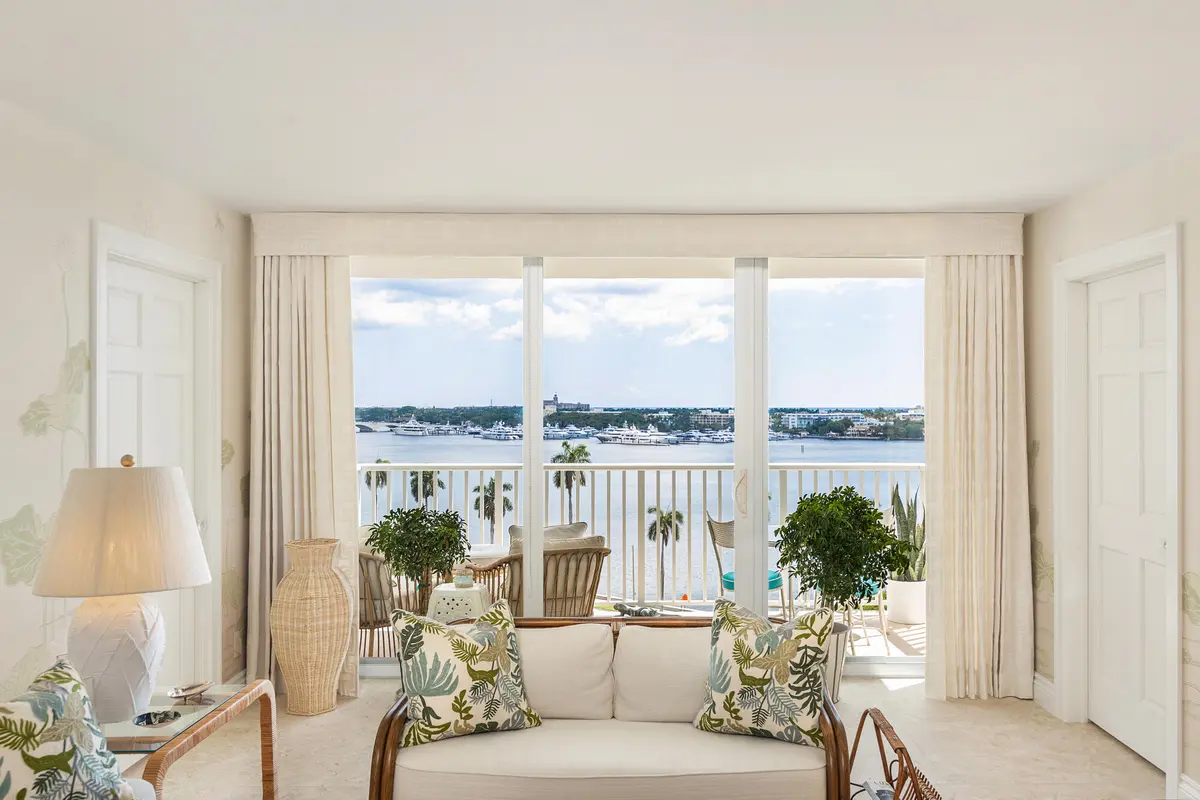 low-4 at 1801 S Flagler Drive 1007, West Palm Beach