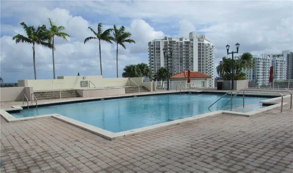 Suissa6 at 3020 NE 32nd Avenue 620, Fort Lauderdale