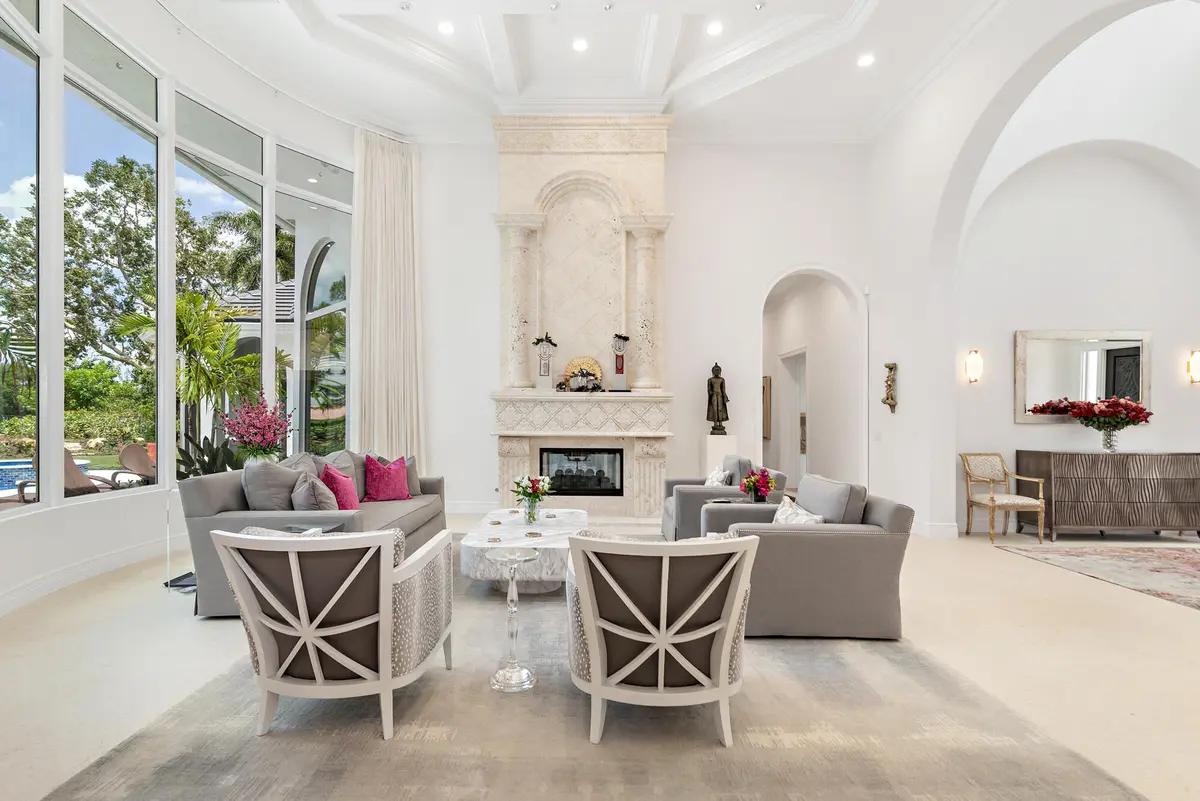 low-5 at 2707 Sheltingham Drive, Wellington