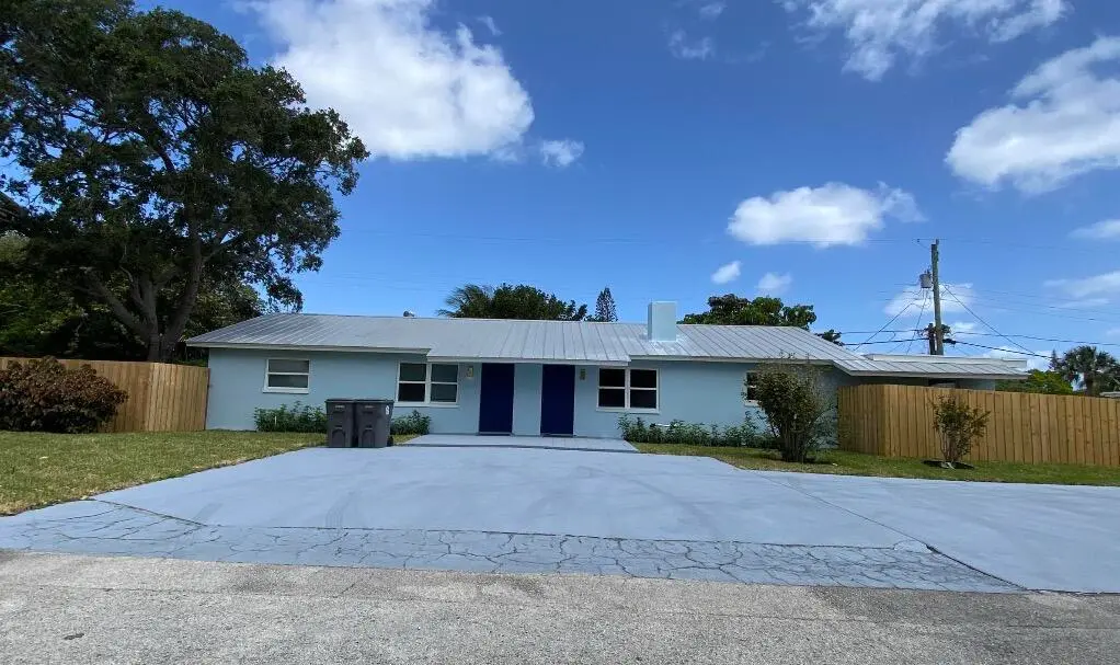 IMG_5835 at 1867 Windsor Drive, North Palm Beach