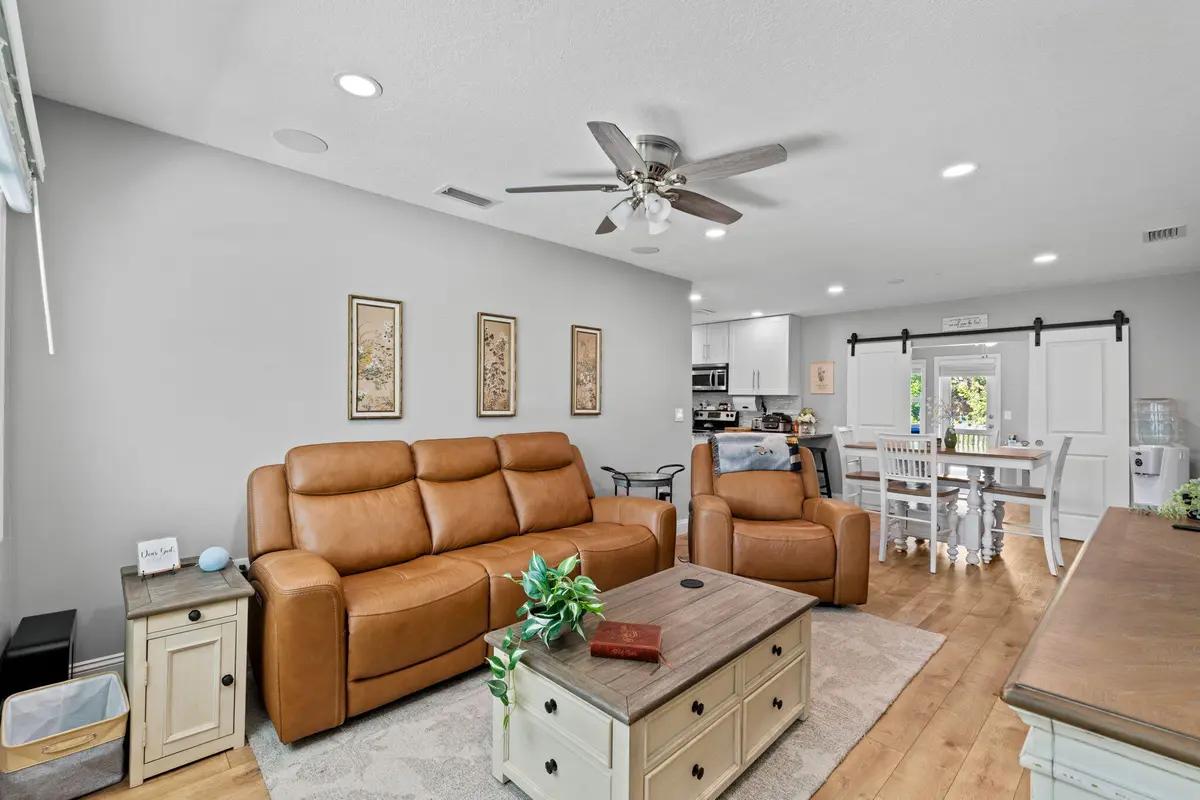 8-web-or-mls-A7405434 at 620 N B Street, Lake Worth Beach
