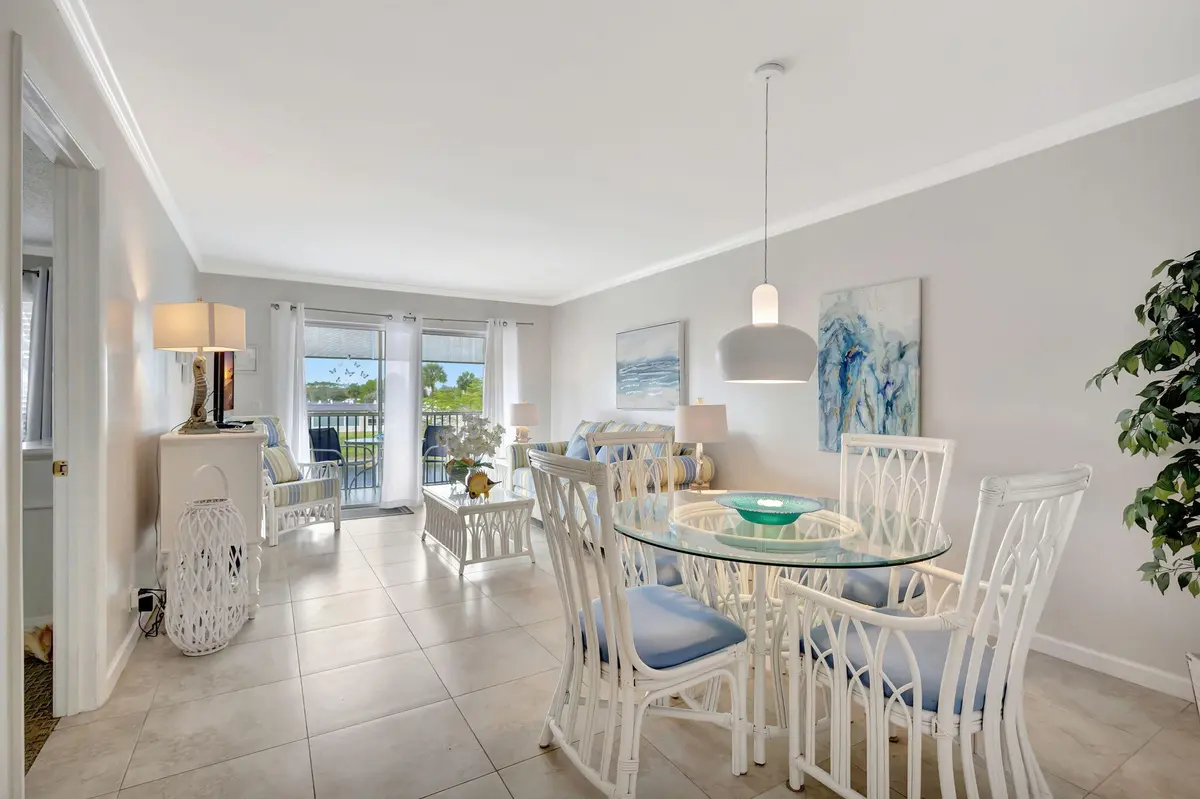 19-web-or-mls-1 (61) at 154 Lake Meryl Drive Unit 255, West Palm Beach