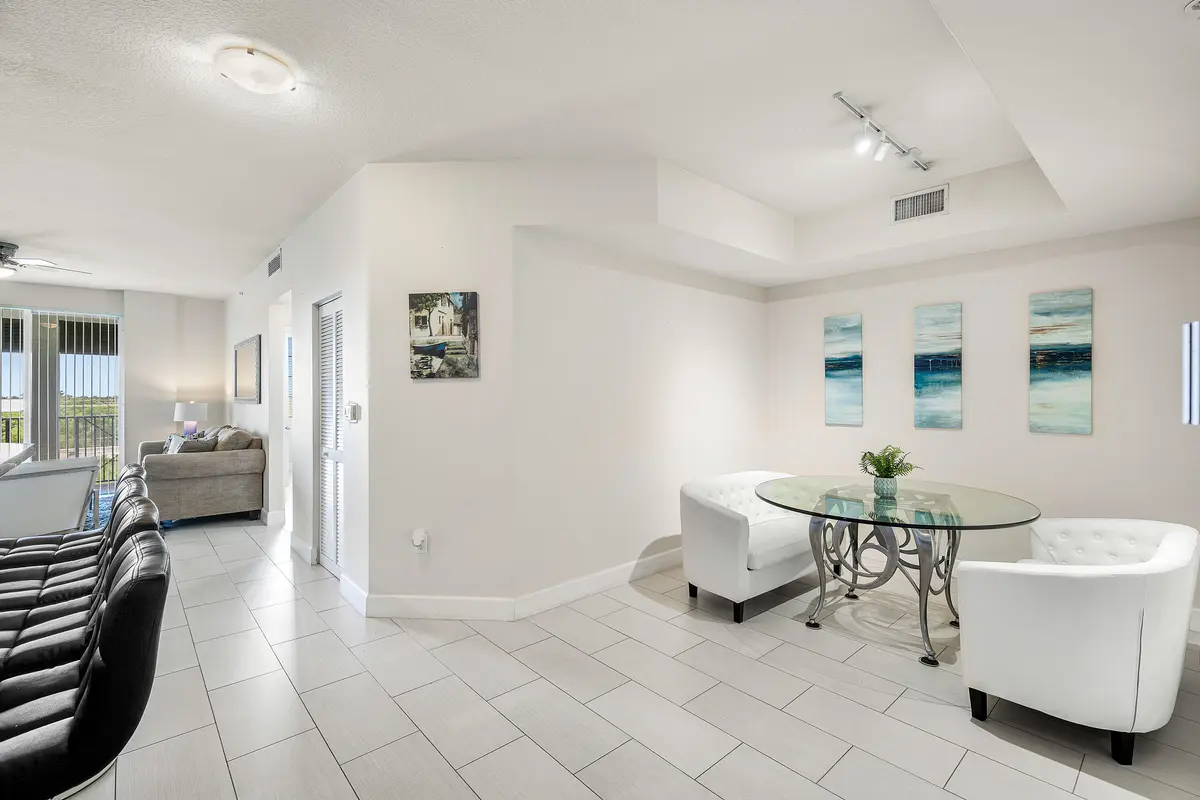 Dining Area at 255 NE 3rd Avenue 2503, Delray Beach