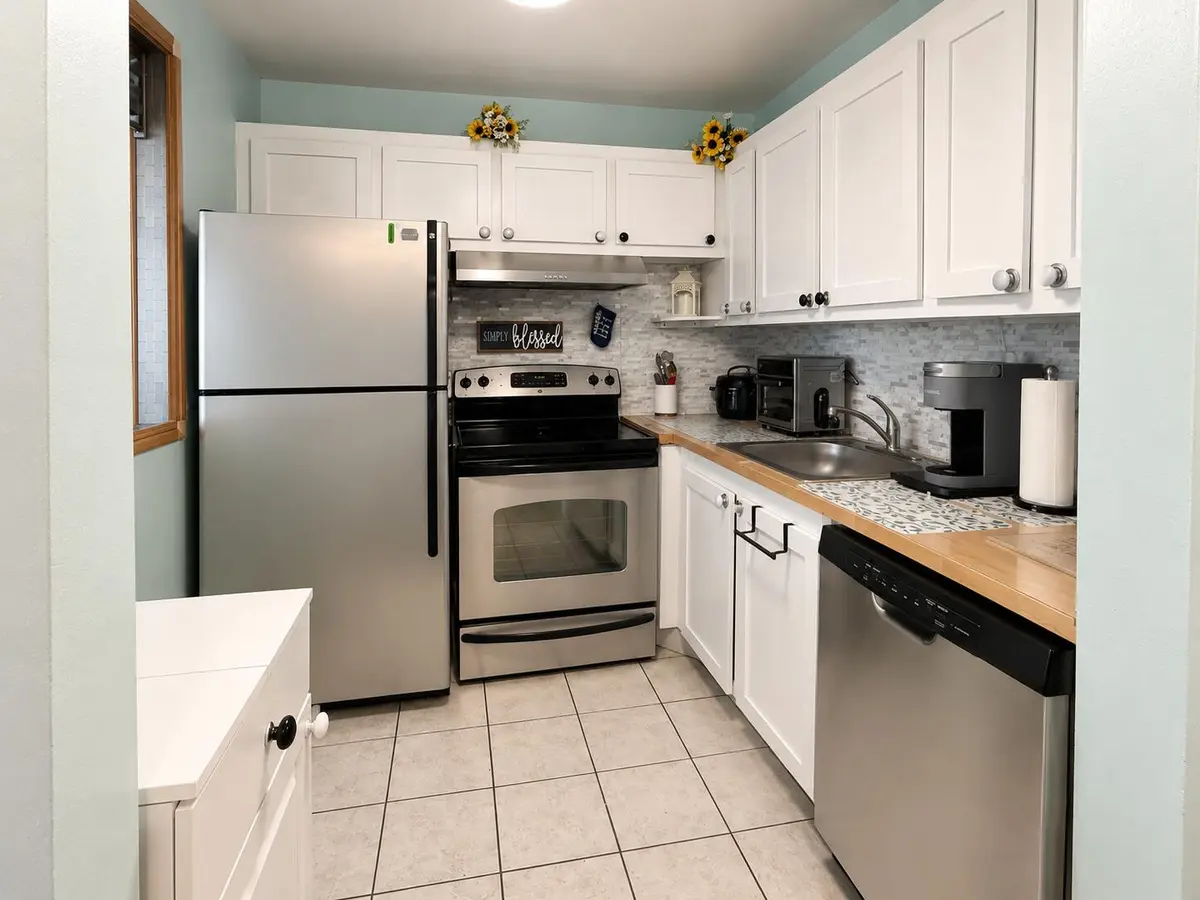Kitchen 1 at 67 Camden C, West Palm Beach