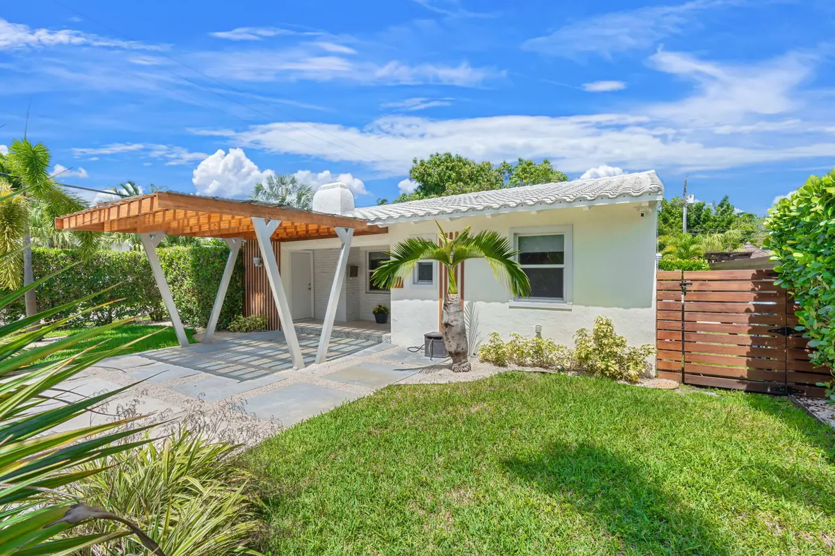 2-web-or-mls-648 NE 17th Ave, Fort Laude at 648 NE 17th Avenue, Fort Lauderdale
