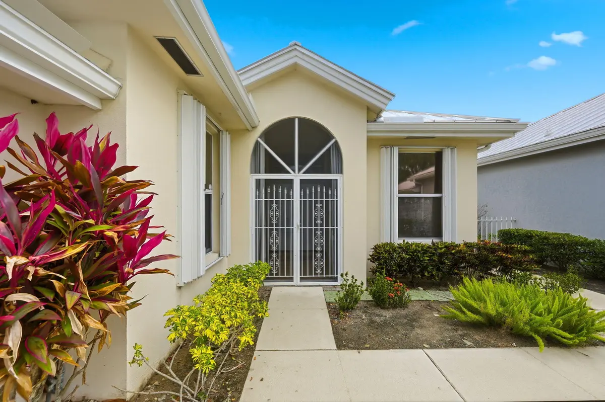 7-web-or-mls-2860-sw-brighton-way at 2860 SW Brighton Way, Palm City