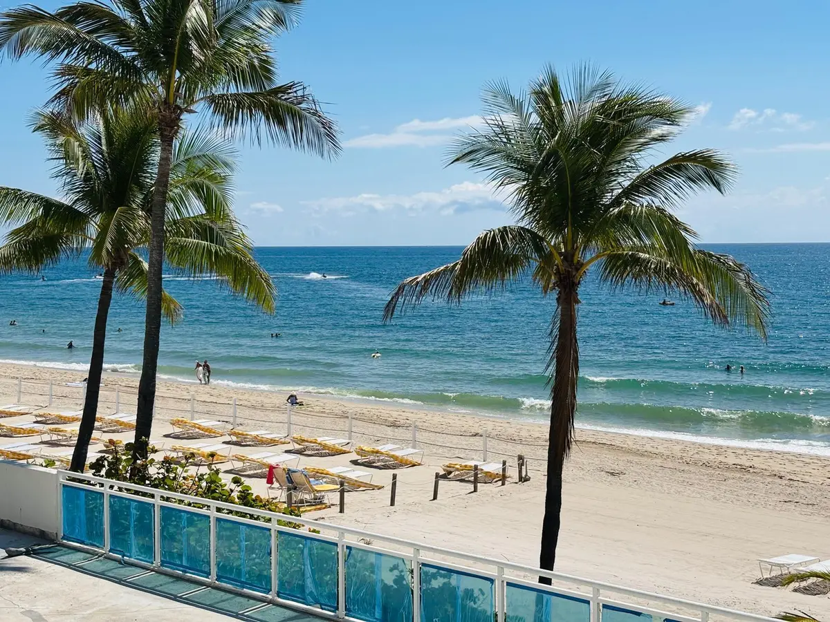 Beach Overview Deck at 3900 Galt Ocean Drive 608, Fort Lauderdale