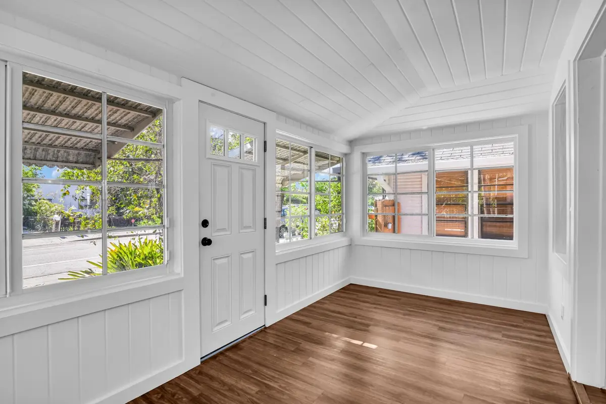 Sun Room at 427 N J Street, Lake Worth Beach