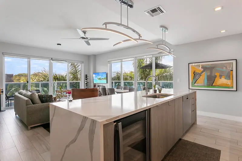 i-WgLjNNj-L at 1 S Palmway 303, Lake Worth Beach