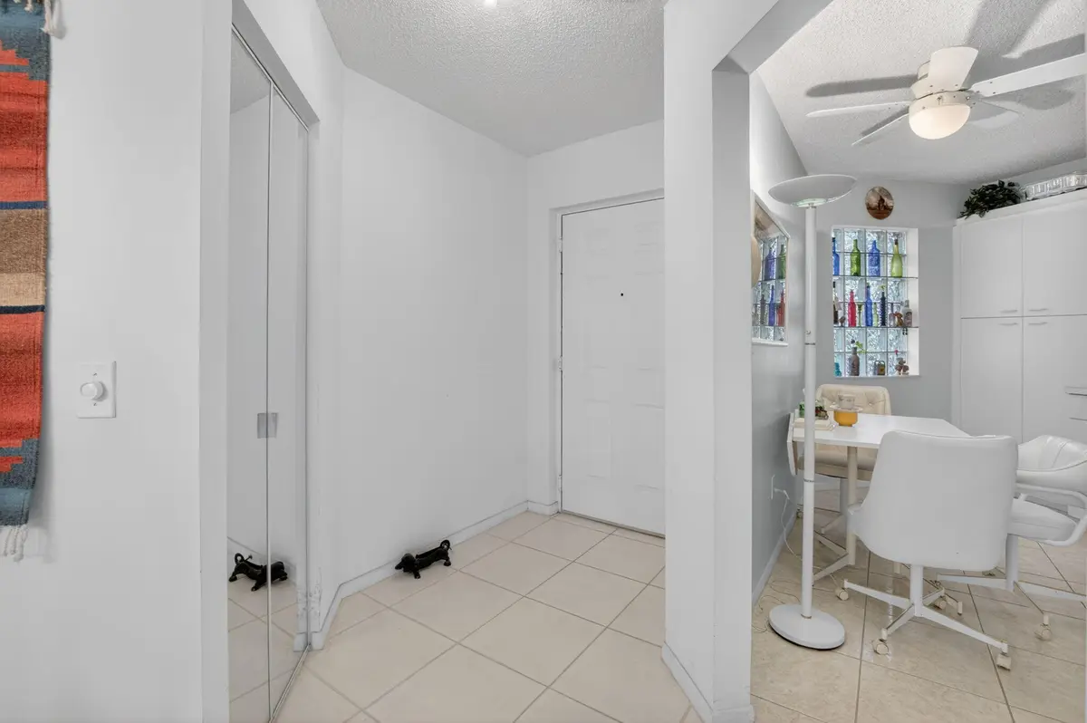 Foyer at 5153 Floria Drive M, Boynton Beach