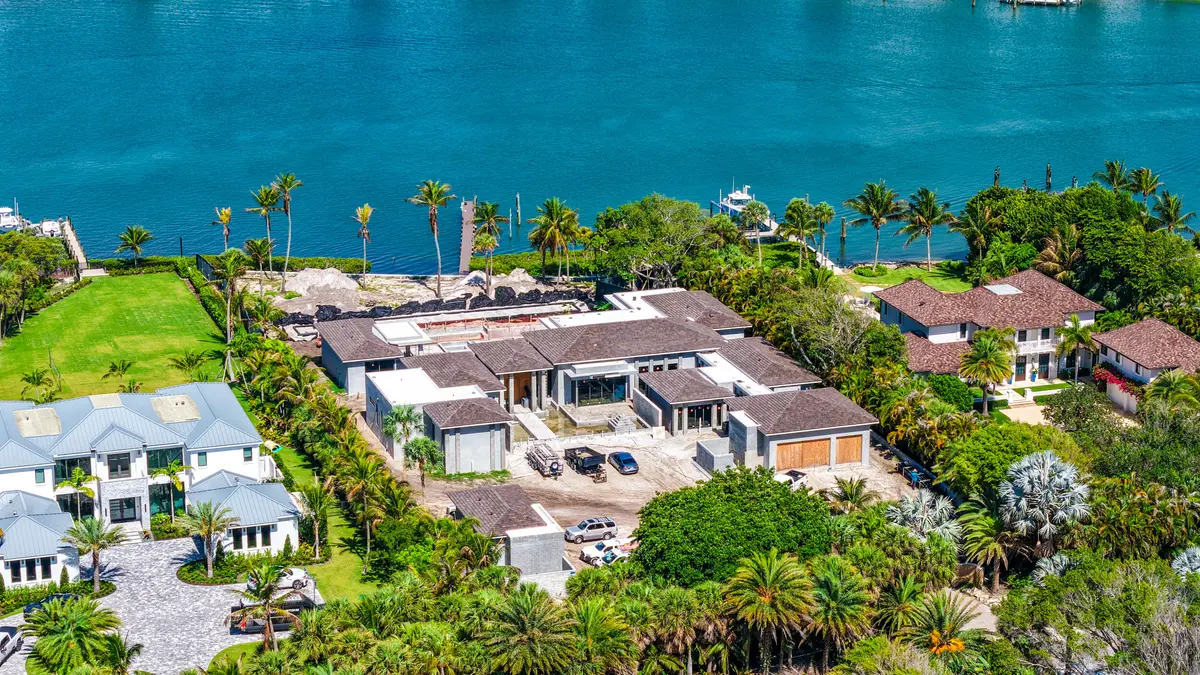 508 South Beach Road-101-1 at 508 S Beach Road, Jupiter Island