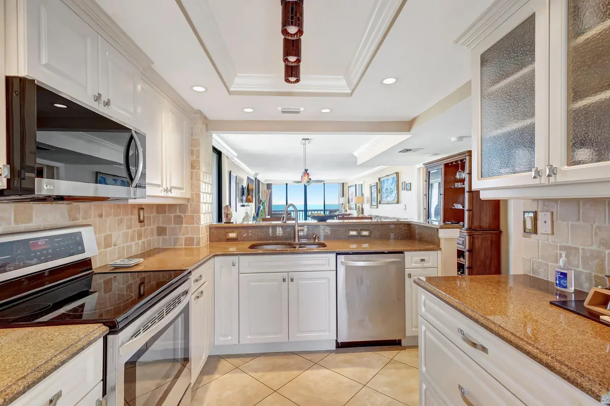 10-web-or-mls-5P1A2316 at 10680 S Ocean Drive 901, Jensen Beach