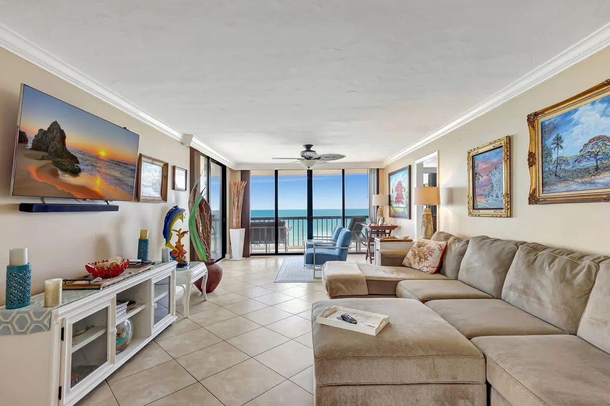 21-web-or-mls-5P1A2371 at 10680 S Ocean Drive 901, Jensen Beach