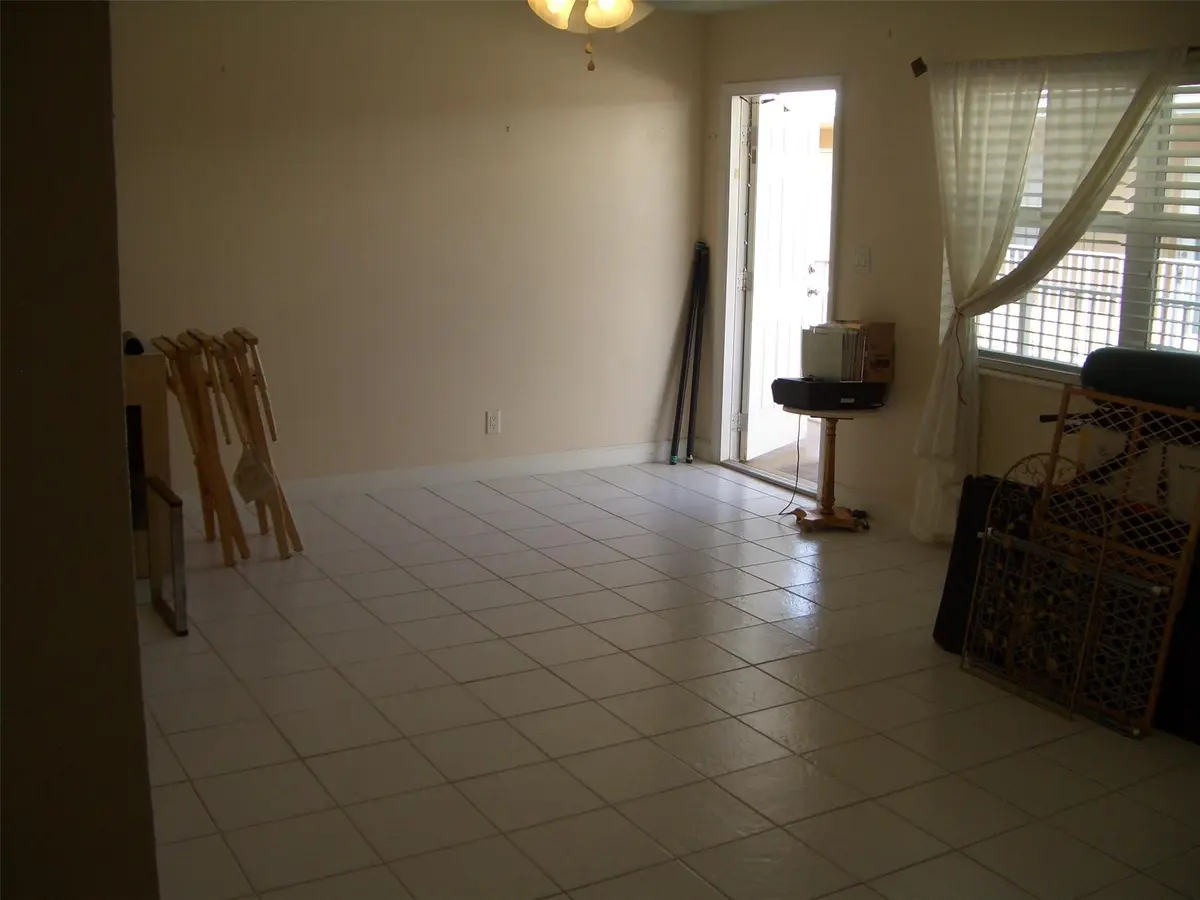 Photo 2 at 2737 NE 28th Street 7w, Lighthouse Point