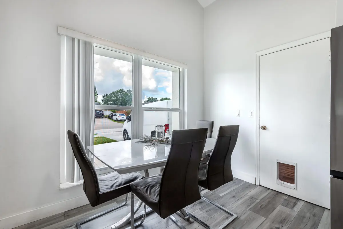 Dinning Room at 10117 Mikado Lane, Royal Palm Beach