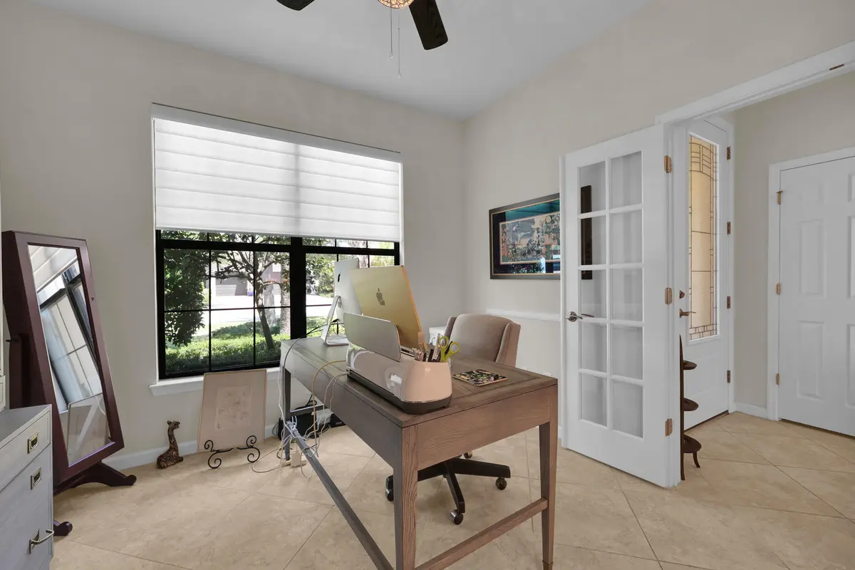 5_8p3a8290 at 5040 Pendelton Square, Vero Beach