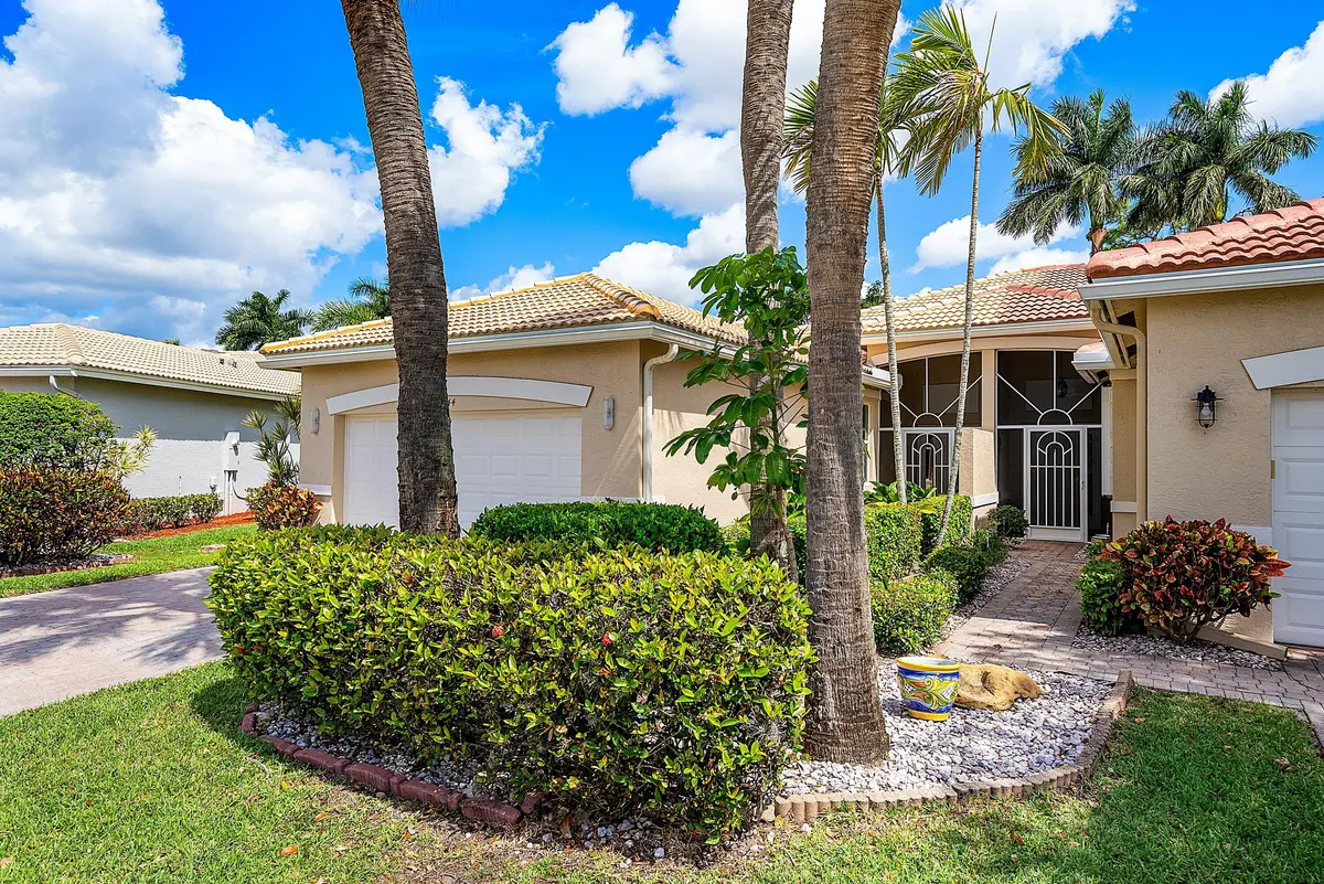 003-10644RoyalCaribbeanCircle-BoyntonBea at 10644 Royal Caribbean Circle, Boynton Beach