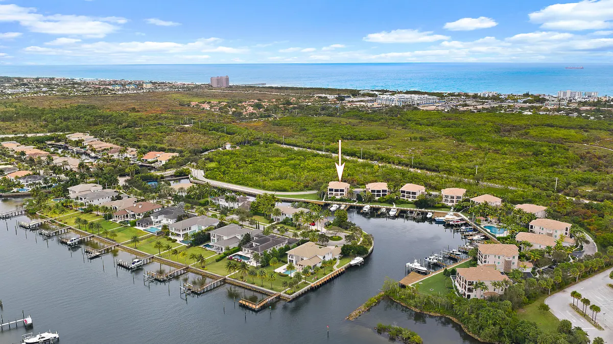 Aerial at 13629 Treasure Cove Circle 13629, North Palm Beach