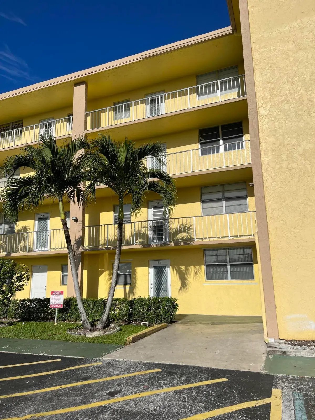 VQXI5pLgTs6ZSZMl9hrpKw at 9949 Sandalfoot Boulevard Apt 514, Boca Raton