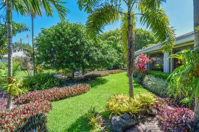 034-014-437 French Royale-666x445 at 437 French Royale Circle, Atlantis