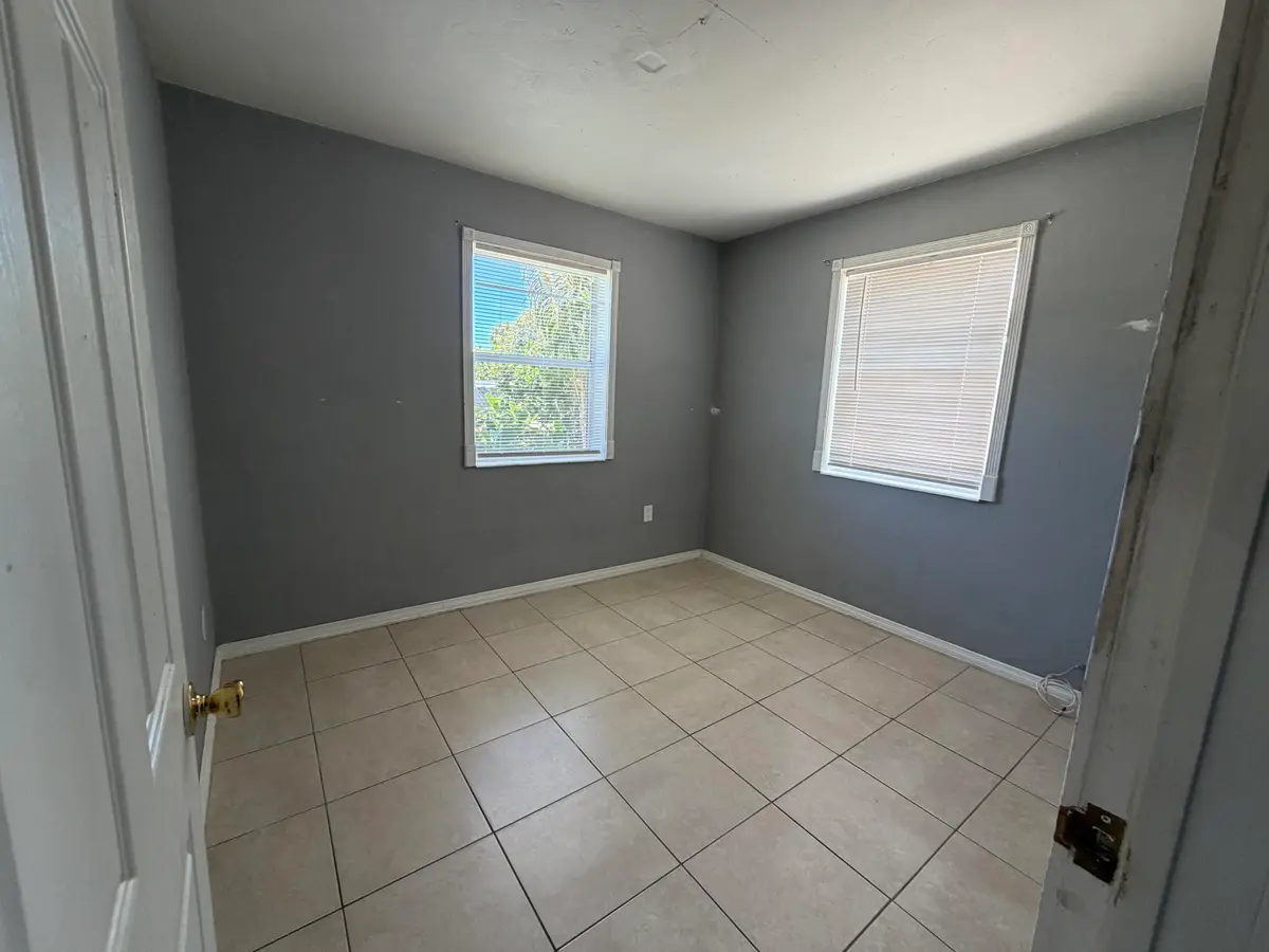 IMG_6089 at 5233 NE 20th Terrace, Pompano Beach