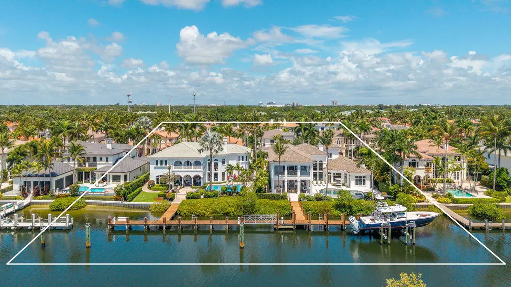 DJI_20260520000439_0821_D_WB at 792 Harbour Isles Court, West Palm Beach