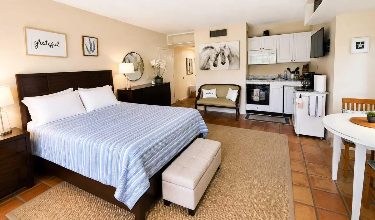 Studio at 13334 Polo Club Road 216, Wellington